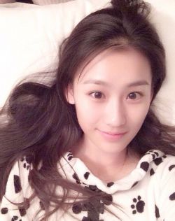 亚洲人妻少妇综合图区